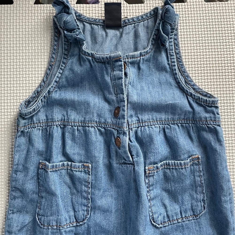 3 for $25: Baby Gap Denim girls Overalls 6-12mth